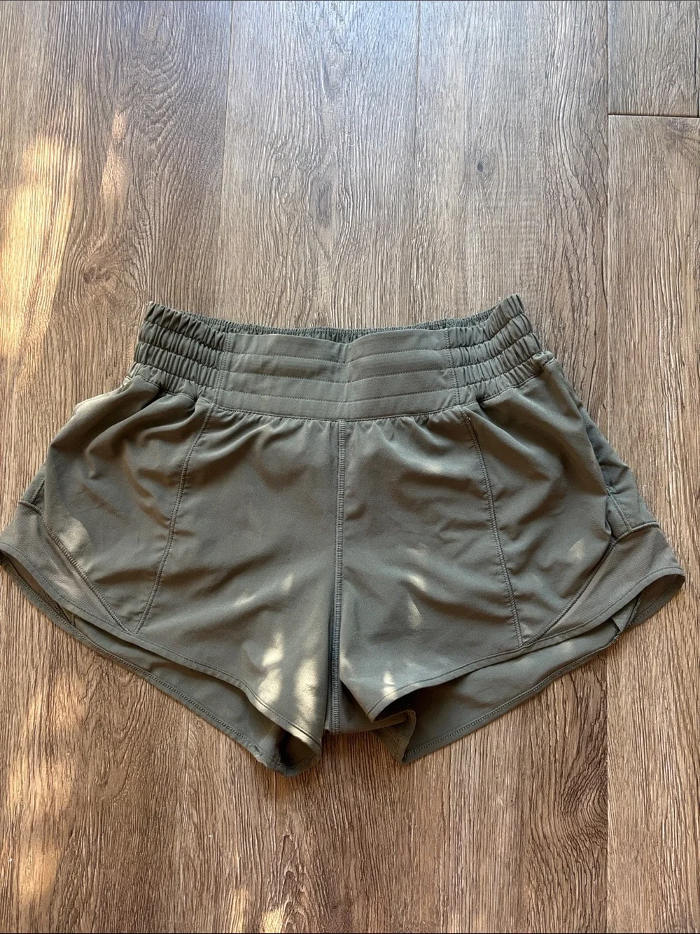 Lululemon Hotty Hot Short
